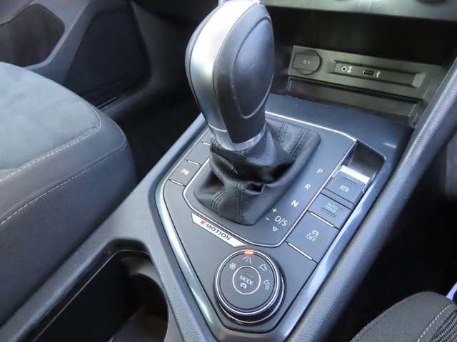 2017 VOLKSWAGEN TIGUAN - Photo 12