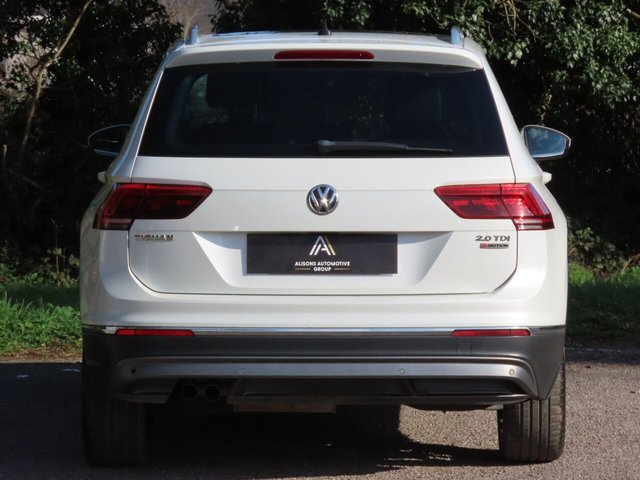 2017 VOLKSWAGEN TIGUAN - Photo 5