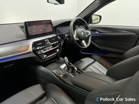 USED 2022 72 BMW 5 SERIES 2.0 520d MHT M Sport Touring 5dr Diesel Hybrid Steptronic Euro 6 (s/s) (190 ps) 21" M Performance Styling, FBMWSH Camera, CarPlay