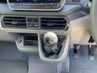 USED 2025 74 VOLKSWAGEN CRAFTER 2.0 TDI CR35 Commerce FRIDGE VAN LWB High Roof Euro 6 (s/s) (140 ps) 74 REG 2025 IN STOCK