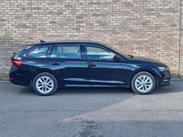 2022 Skoda Octavia 1L SE Technology 5dr - Photo 2