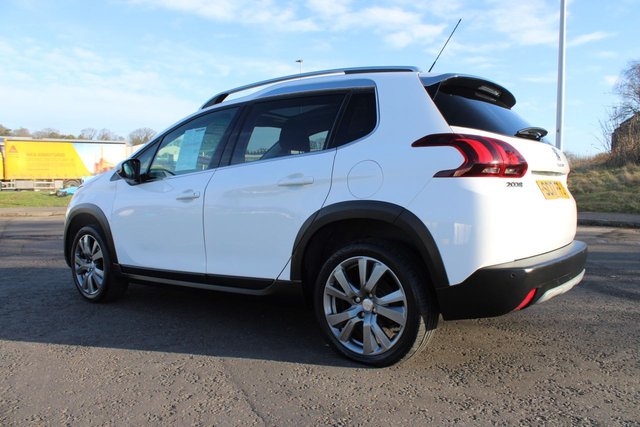 2017 PEUGEOT 2008 2017 1.2 PureTech Allure 2017,Glass Roof,Bluetooth,DAB,Cruise,64mpg,F.S.H,Ulez Compliant - Photo 10