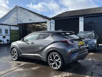 USED 2017 17 TOYOTA C-HR 1.8 VVT-h Dynamic SUV 5dr Petrol Hybrid CVT Euro 6 (s/s) (122 ps) DAYTIME RUNNING LIGHTS+ PARKING SENSORS+ PRIVACY GLASS+ MULTIFUNCTIONAL STEARING WHEEL+ DUAL CLIMATE CONTROL+ CRUISE CONTROL+ KEYLESS+ AUTO HEADLIGHTS+ AUTO WIPERS+ FRONT HEATED SEATS+ DAB+ BLUETOOTH+ USB+ AUX+ SAT NAV+ REVERSING CAMERA+ SELF PARKING SYSTEM+ 18 INCH ALLOY WHEELS+