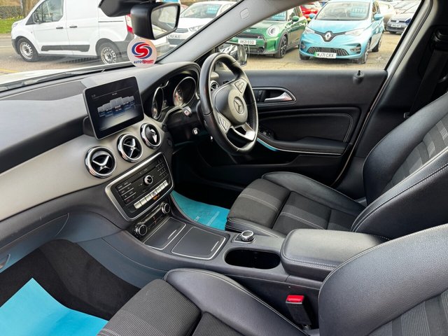 2019 Mercedes-Benz GLA - Photo 3