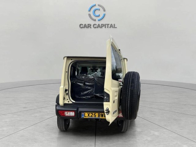 2025 Suzuki Jimny - Photo 8