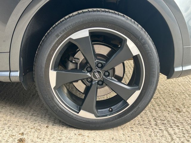 2020 AUDI Q5 - Photo 11