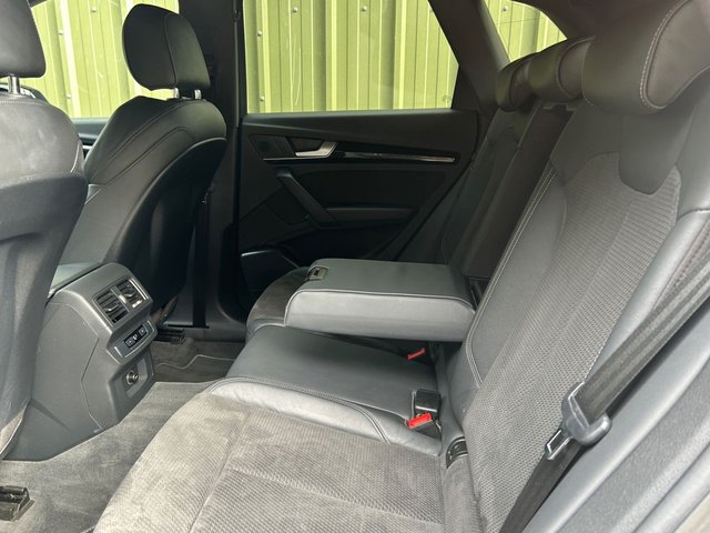 2020 AUDI Q5 - Photo 12