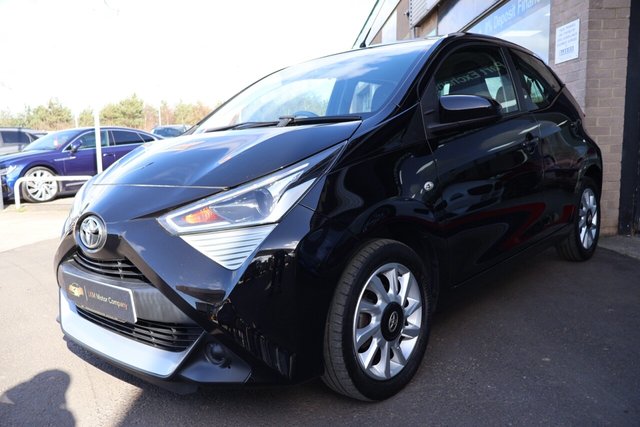 2020 Toyota Aygo 1L X-Play 5dr - Photo 3