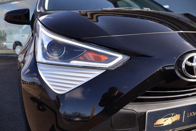 2020 Toyota Aygo 1L X-Play 5dr - Photo 7