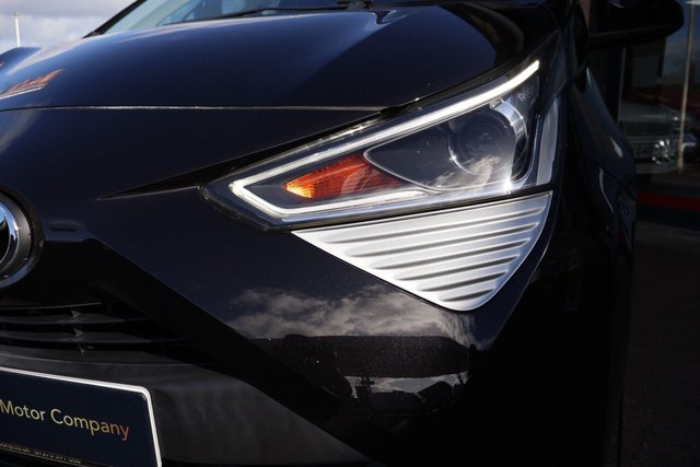 2020 Toyota Aygo 1L X-Play 5dr - Photo 8