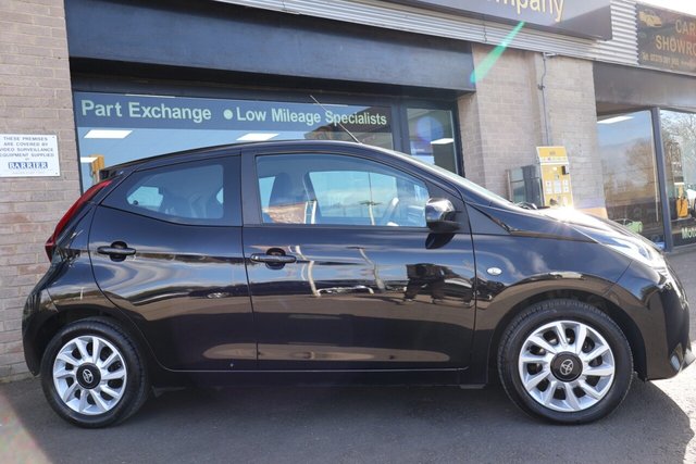 2020 Toyota Aygo 1L X-Play 5dr - Photo 10
