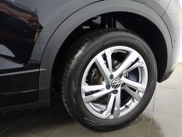 2024 Volkswagen T-Roc 1.5L R-Line 5dr - Photo 4
