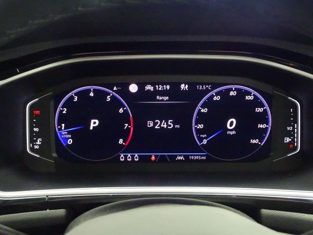 2024 Volkswagen T-Roc 1.5L R-Line 5dr - Photo 9