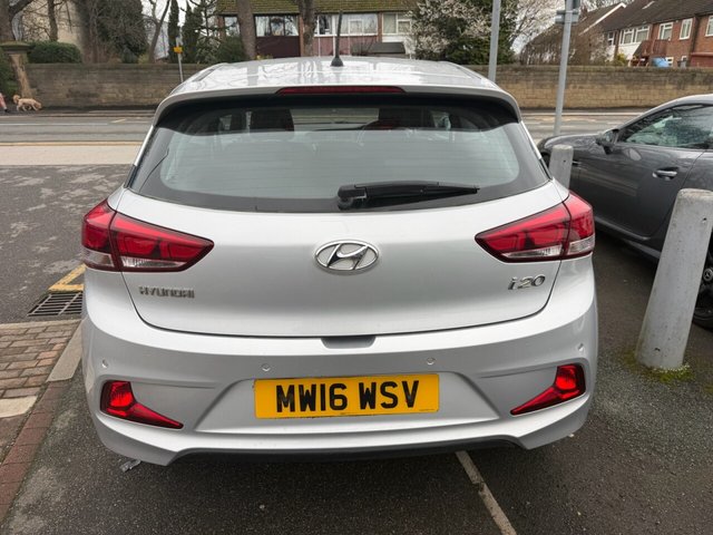 2016 Hyundai I20 1.2L Se 3dr - Photo 7