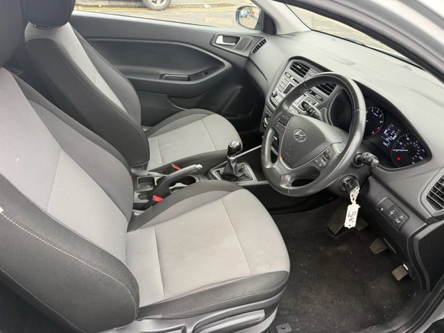 2016 Hyundai I20 1.2L Se 3dr - Photo 8