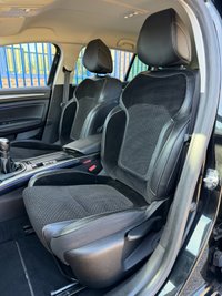 USED 2018 18 RENAULT MEGANE 1.2 TCe Dynamique S Nav Sport Tourer 5dr Petrol Manual Euro 6 (s/s) (130 ps) 1 FORMER KEPER