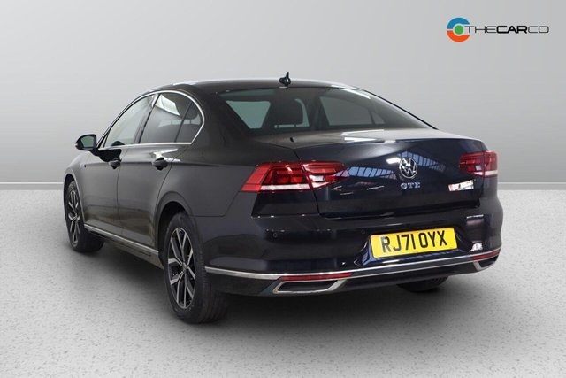 2021 Volkswagen Passat - Photo 5