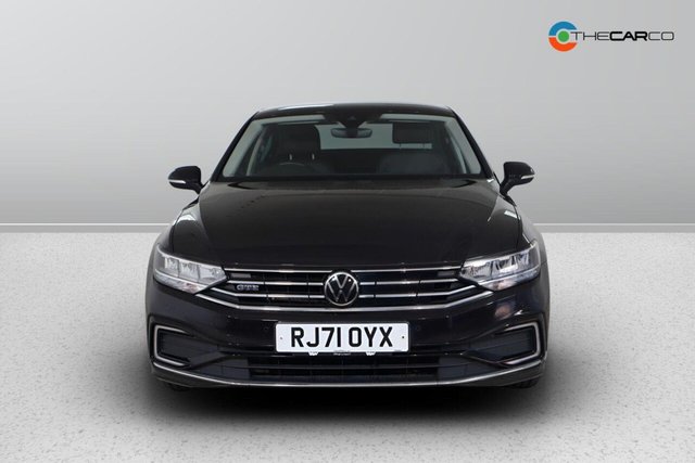 2021 Volkswagen Passat - Photo 3