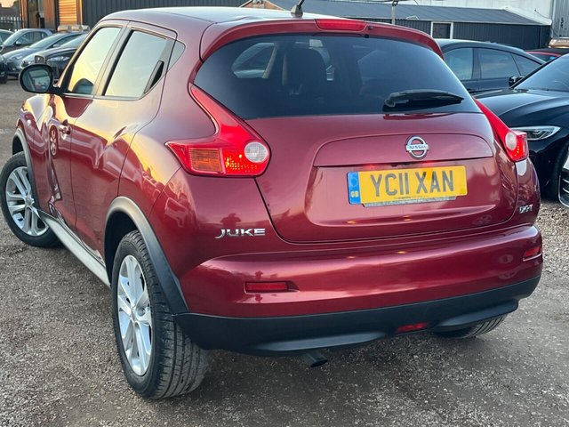 2011 NISSAN JUKE - Photo 4