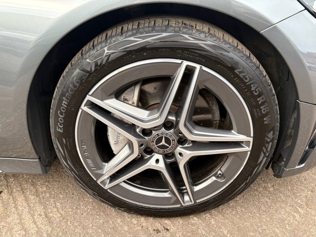 2021 Mercedes-Benz C-Class 1.5L Amg Line 5dr - Photo 7