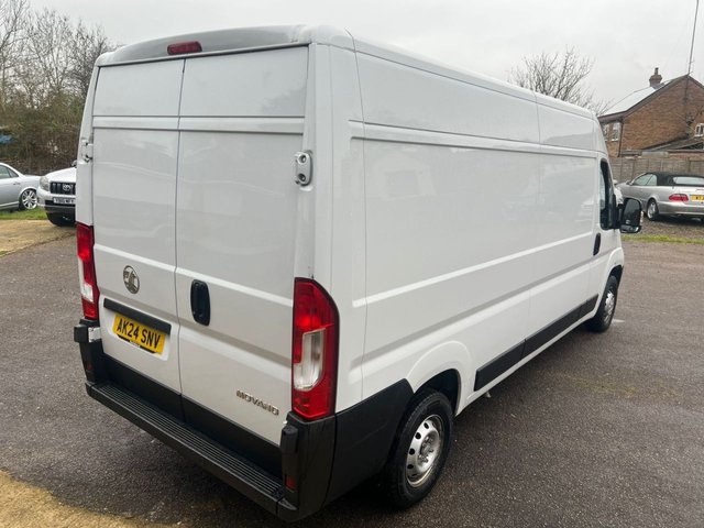 2024 Vauxhall Movano 2.2L Prime 5dr - Photo 3