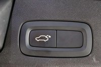 USED 2021 21 VOLVO XC60 2.0 B5 MHEV Momentum Auto Euro 6 (s/s) 5dr SATNAV, CAMERA, HEATED SEATS
