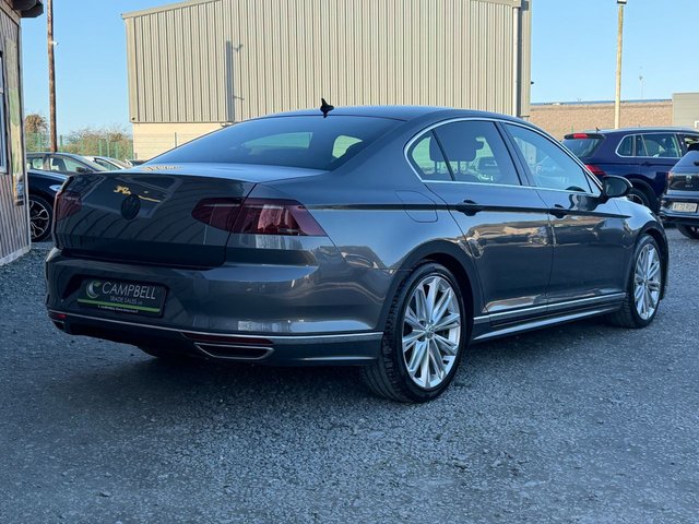 2016 Volkswagen Passat 2L R-Line 4dr - Photo 5