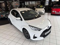 USED 2022 71 TOYOTA YARIS 1.5 VVT-h Design Hatchback 5dr Petrol Hybrid E-CVT Euro 6 (s/s) (116 ps) APPLE CARPLAY + TOP SPEC +