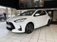 USED 2022 71 TOYOTA YARIS 1.5 VVT-h Design Hatchback 5dr Petrol Hybrid E-CVT Euro 6 (s/s) (116 ps) APPLE CARPLAY + TOP SPEC +