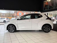 USED 2022 71 TOYOTA YARIS 1.5 VVT-h Design Hatchback 5dr Petrol Hybrid E-CVT Euro 6 (s/s) (116 ps) APPLE CARPLAY + TOP SPEC +