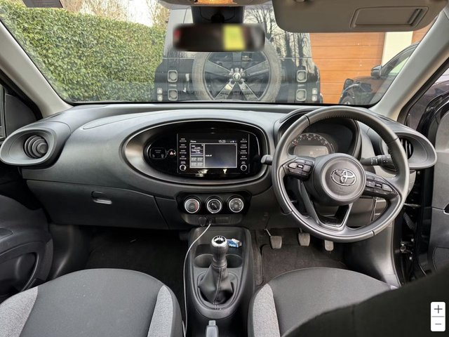 2022 TOYOTA AYGO X 1.0 VVT-i Pure Hatchback 5dr Petrol Manual Euro 6 (s/s) (72 ps) - Photo 2