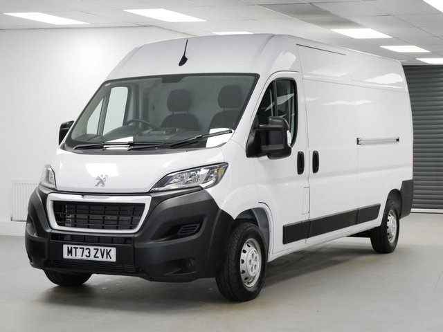 View our Peugeot Boxer 335 2.2 BLUEHDI 140 BHP L3 H2 PROFESSIONAL PREMIUM PLUS +