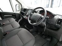 USED 2023 73 PEUGEOT BOXER 335 2.2 BLUEHDI 140 BHP L2 MEDIUM H2 PROFESSIONAL PREMIUM +  DELIVERY MILES | L2 MEDIUM | HIGH SPEC