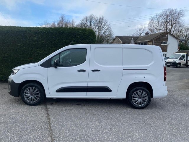 2025 CITROEN BERLINGO - Photo 5