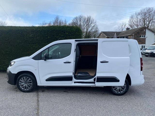 2025 CITROEN BERLINGO - Photo 6