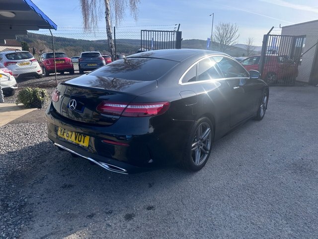 2017 Mercedes-Benz E-CLASS - Photo 3