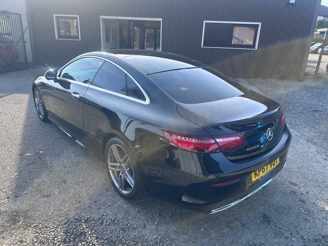 2017 Mercedes-Benz E-CLASS - Photo 5