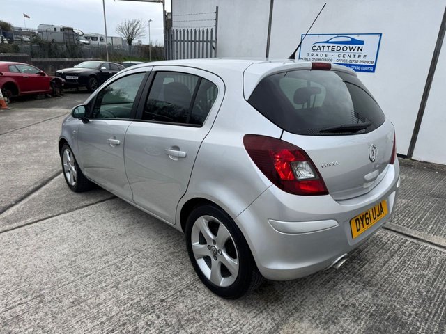 2011 Vauxhall Corsa 1.2L SXI 5dr - Photo 3