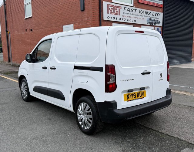 2019 PEUGEOT PARTNER - Photo 5