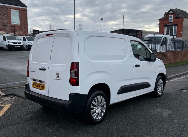 2021 PEUGEOT PARTNER - Photo 4