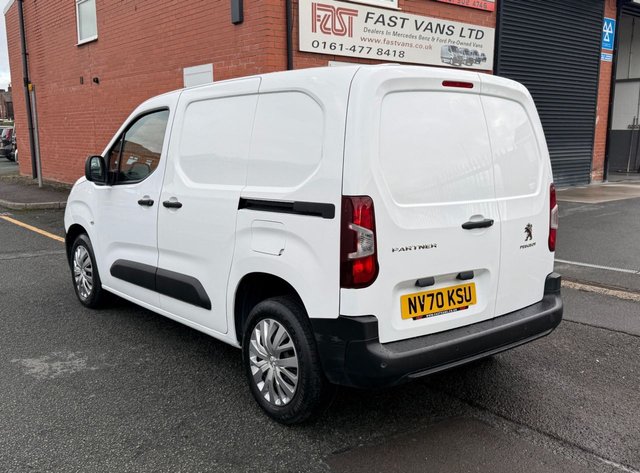 2021 PEUGEOT PARTNER - Photo 5