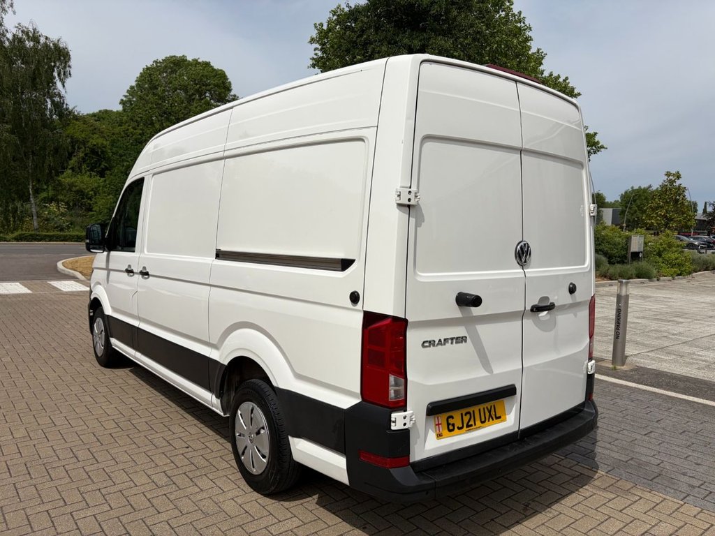 USED 2021 21 VOLKSWAGEN CRAFTER CR35 TRENDLINE BUSINESS 2.0TDI EU6 AUTO S/S FWD MWB HR 140ps *AIRCON*SENSORS*EL/PACK*APPLE CARPLAY* AUTO-EU6-MWB-A/C-E/PACK