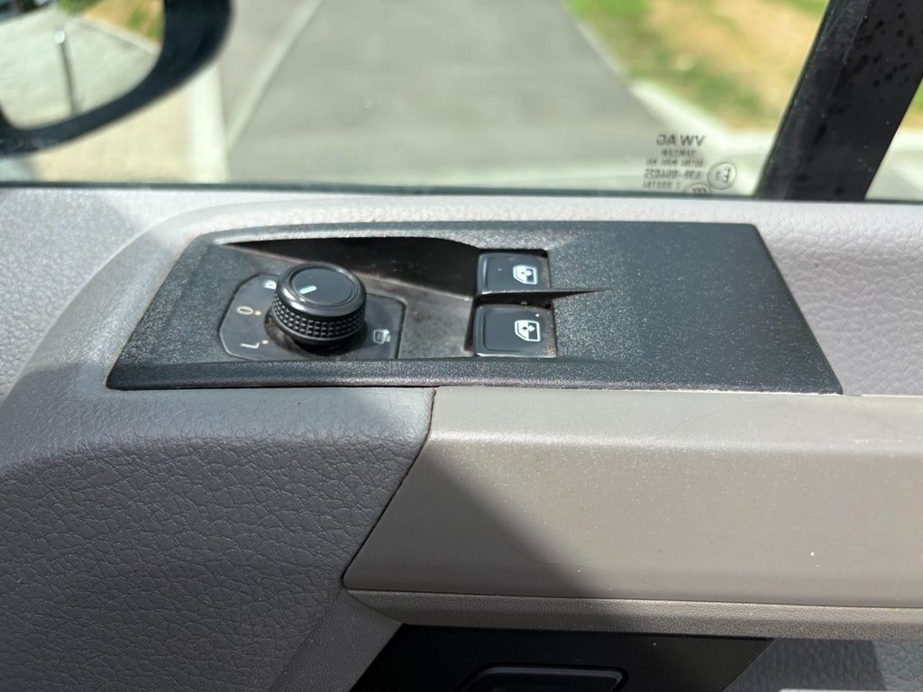 USED 2021 21 VOLKSWAGEN CRAFTER CR35 TRENDLINE BUSINESS 2.0TDI EU6 AUTO S/S FWD MWB HR 140ps *AIRCON*SENSORS*EL/PACK*APPLE CARPLAY* AUTO-EU6-MWB-A/C-E/PACK