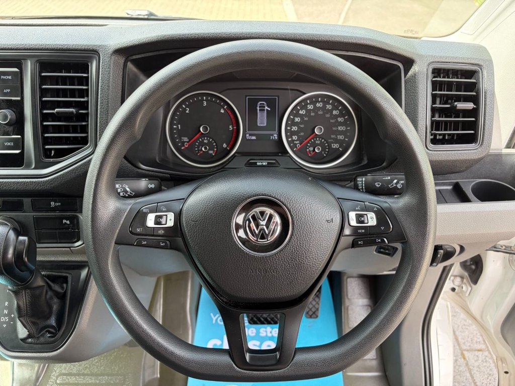 USED 2021 21 VOLKSWAGEN CRAFTER CR35 TRENDLINE BUSINESS 2.0TDI EU6 AUTO S/S FWD MWB HR 140ps *AIRCON*SENSORS*EL/PACK*APPLE CARPLAY* AUTO-EU6-MWB-A/C-E/PACK