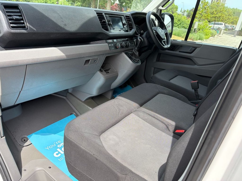 USED 2021 21 VOLKSWAGEN CRAFTER CR35 TRENDLINE BUSINESS 2.0TDI EU6 AUTO S/S FWD MWB HR 140ps *AIRCON*SENSORS*EL/PACK*APPLE CARPLAY* AUTO-EU6-MWB-A/C-E/PACK