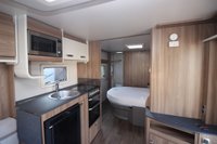 USED 2021 SWIFT SUNRISE 880 Transverse Island Bed