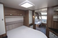 USED 2021 SWIFT SUNRISE 880 Transverse Island Bed