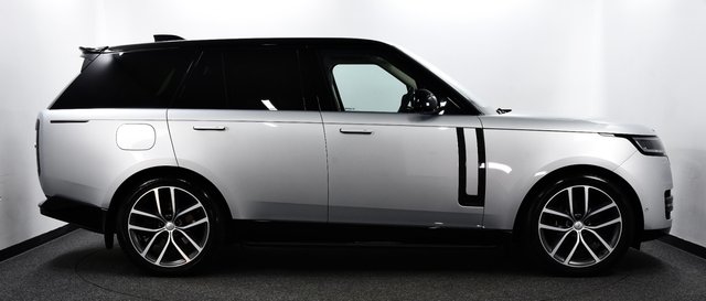 USED 2023 72 LAND ROVER RANGE ROVER 3.0 D350 MHEV Autobiography SUV 5dr Diesel Auto 4WD Euro 6 (s/s) (350 ps) &pound;126k New | FLRSH | Big Spec +