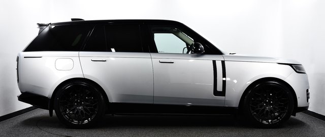USED 2023 72 LAND ROVER RANGE ROVER 3.0 D350 MHEV Autobiography SUV 5dr Diesel Auto 4WD Euro 6 (s/s) (350 ps) &pound;129k New | FLRSH | Big Spec +