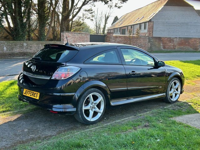 View our VAUXHALL ASTRA